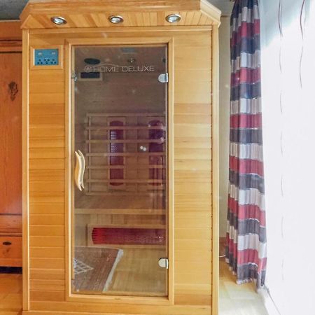 Cozy Apartment In Hinterweidenthal With Sauna Zewnętrze zdjęcie